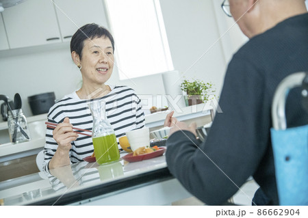 シニアのライフスタイル シニアのライフスタイル 86662904