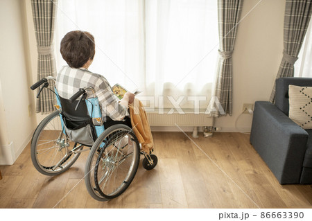 車椅子生活 車椅子生活 86663390