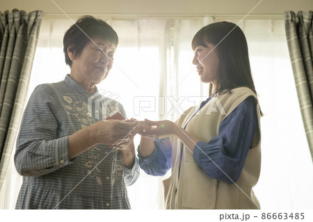 大切な贈り物 86663485