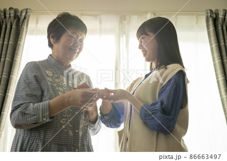 大切な贈り物 86663497