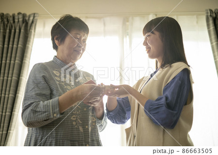 大切な贈り物 86663505