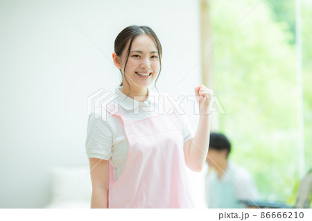 介護士イメージ 介護士イメージ 86666210
