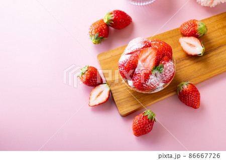 イチゴタルト ブッフェ イチゴタルト ブッフェ 86667726