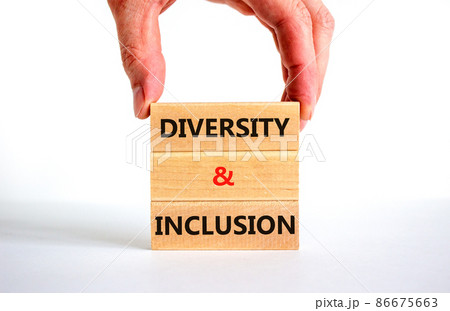 D and I, Diversity and inclusion symbol. Concept words D and I, diversity and inclusion on blocks on beautiful white background. Businessman hand. Business, D and I, diversity and inclusion concept. 86675663