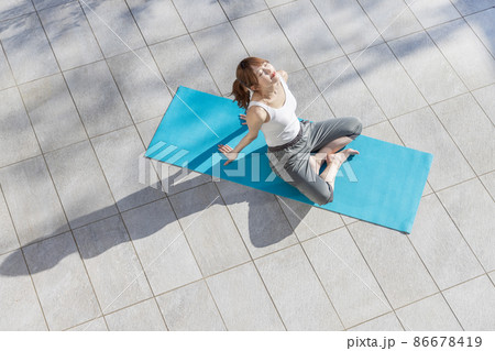 おこもり美容 ヨガ おこもり美容 ヨガ 86678419