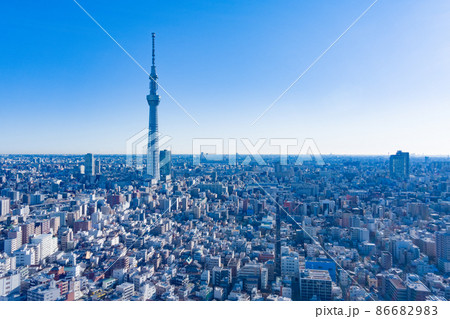 スカイツリーと街並み空撮 86682983