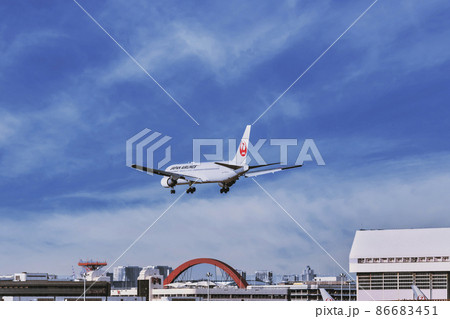 【浮島町公園からA滑走路に着陸するJAL機　空合成】 86683451