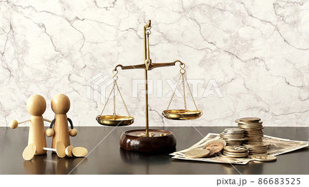 天秤と2体の人形とお金 86683525