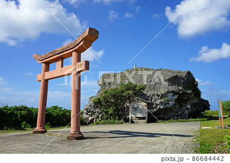 沖縄県・下地島の下地島巨石 86684442