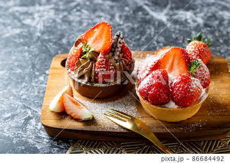 イチゴタルト　カフェ 86684492