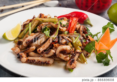 Chinese cuisine Chinese cuisine 86689608