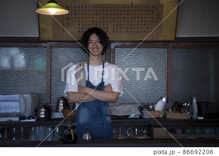 レトロ喫茶 - 若いマスター 86692206