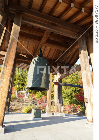 霊松寺は、北アルプスのふもと、長野県大町市にある、曹洞宗寺院です。 86697177