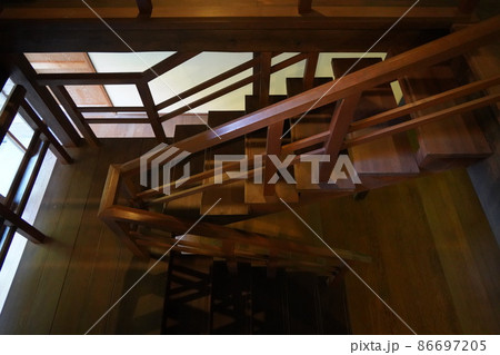 霊松寺は、北アルプスのふもと、長野県大町市にある、曹洞宗寺院です。 86697205