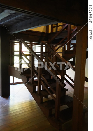 霊松寺は、北アルプスのふもと、長野県大町市にある、曹洞宗寺院です。 86697221