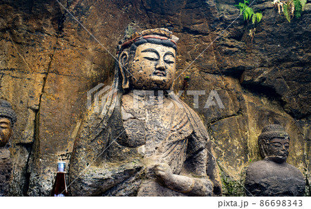 大分県臼杵市の国宝 臼杵石仏 大分県臼杵市の国宝 臼杵石仏 86698343