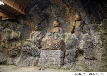 大分県臼杵市の国宝 臼杵石仏 大分県臼杵市の国宝 臼杵石仏 86698347