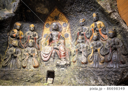 大分県臼杵市の国宝 臼杵石仏 大分県臼杵市の国宝 臼杵石仏 86698349