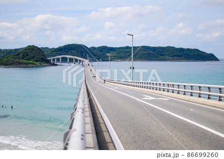 角島大橋 日本海を渡る長い橋が絶景とされる観光スポット(山口県下関市) 角島大橋 日本海を渡る長い橋が絶景とされる観光スポット(山口県下関市) 86699260