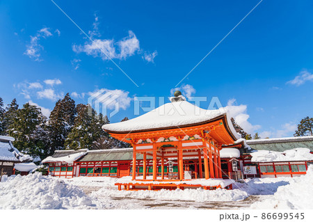 雪の南宮大社〈岐阜県不破郡〉 86699545