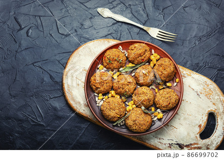 Vegedelki, vegetable meatballs. 86699702