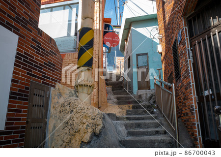 韓国　釜山広域市　甘川文化村 86700043