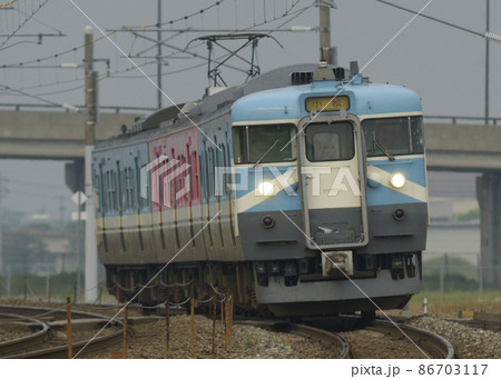 北陸本線　加賀笠間－美川　JR西日本　415系800番台　C03編成（金沢） 86703117