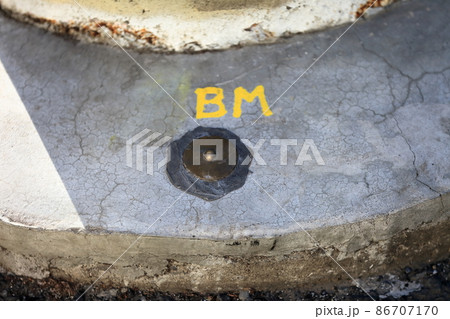 ベンチマーク (高さの基準レベル点)　イメージ 86707170