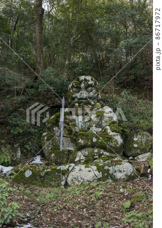 華蔵寺・不動尊像 86717972