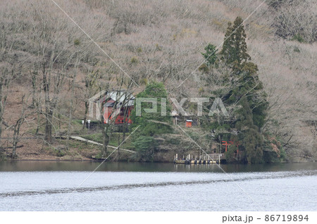 九頭龍神社 芦ノ湖 湖上の鳥居 九頭龍神社 芦ノ湖 湖上の鳥居 86719894