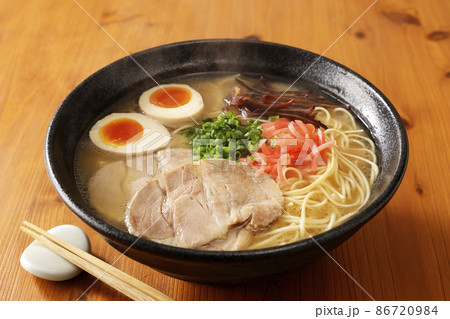 博多とんこつラーメン 博多とんこつラーメン 86720984