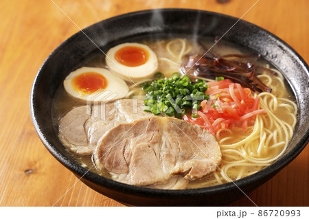 博多とんこつラーメン 86720993