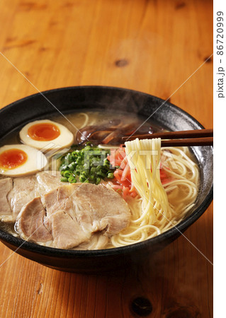 博多とんこつラーメン 博多とんこつラーメン 86720999