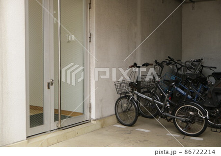 マンションの自転車 86722214