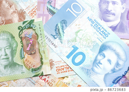 一面のニュージーランドドル紙幣の写真素材 [86723683] - PIXTA