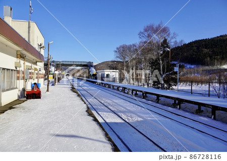 冬のトマム駅構内 冬のトマム駅構内 86728116