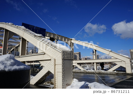 冬の盛岡 開運橋 冬の盛岡 開運橋 86731211