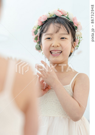 一人 1人 子供 86732948