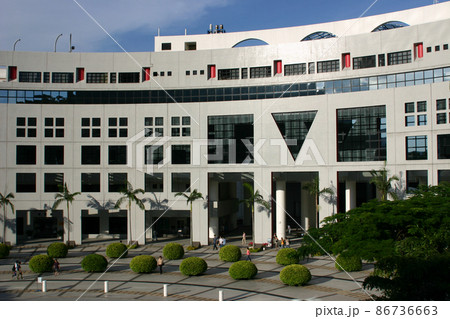 HKUST is a public research and teaching university 13 July 2004 HKUST is a public research and teaching university 13 July 2004 86736663