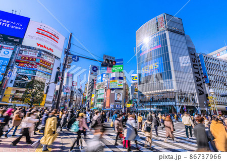 日本の東京都市景観 2万死者…全国約10万検査限界頭打ち…都民78人に1人が療養中=11日、渋谷 日本の東京都市景観 2万死者…全国約10万検査限界頭打ち…都民78人に1人が療養中=11日、渋谷 86737966