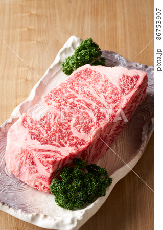 国産黒毛和牛　サーロインステーキ　ブロック1kg 86753907