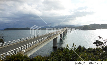 山口県の観光名所である角島大橋 86757678