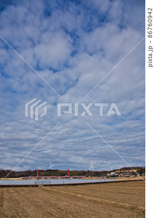北潟湖・風力発電 86760942