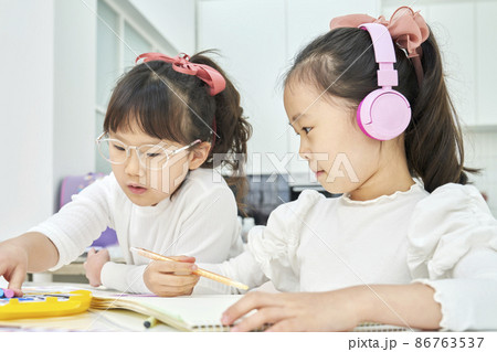 子供 友達 友人 86763537