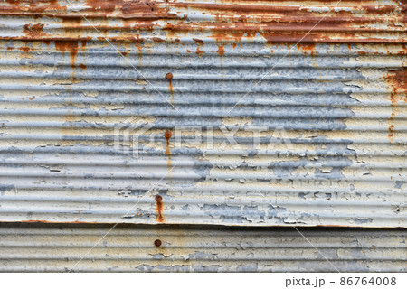 錆びたスレートの壁面 86764008