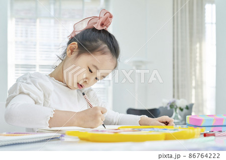 子供 アート 美術 86764222