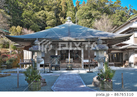 【阿弥陀寺 (本堂)】 和歌山県東牟婁郡那智勝浦町南平野 【阿弥陀寺 (本堂)】 和歌山県東牟婁郡那智勝浦町南平野 86765310