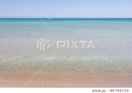 【新潟県】 佐渡島　限りなく透明な素浜海岸 86769150