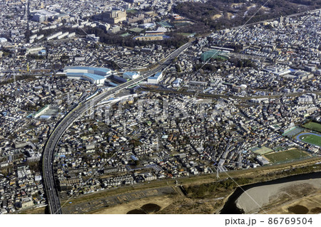 東京外環自動車道の東名ジャンクション予定地付近を空撮 86769504