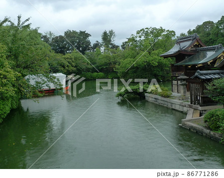 京都市中京区、神泉苑、平安京造営の時に設けられた宮中附属の禁苑、空海が祈雨の修法をし、祇園祭の発祥地 86771286